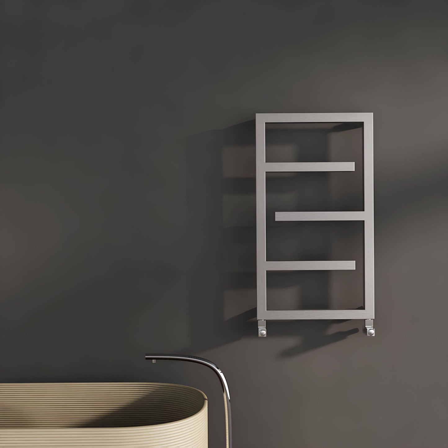 Carisa Eclipse Handtuchwärmer aus Edelstahl, modernes Design, satiniert