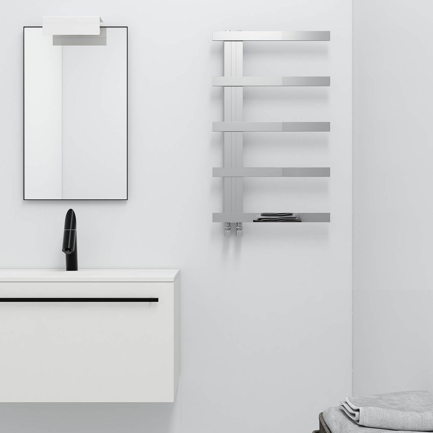 Carisa Grace Handtuchwärmer aus Edelstahl, modernes Design, hochglanzpoliert