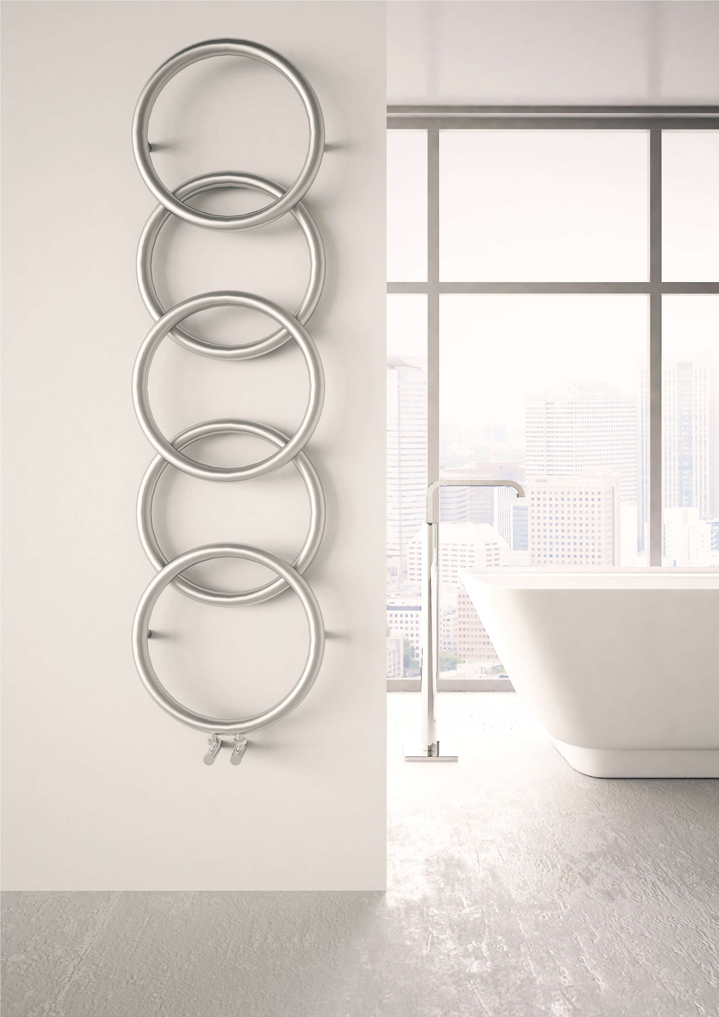 Carisa Halo Handtuchwärmer aus Edelstahl, modernes Design, hochglanzpoliert