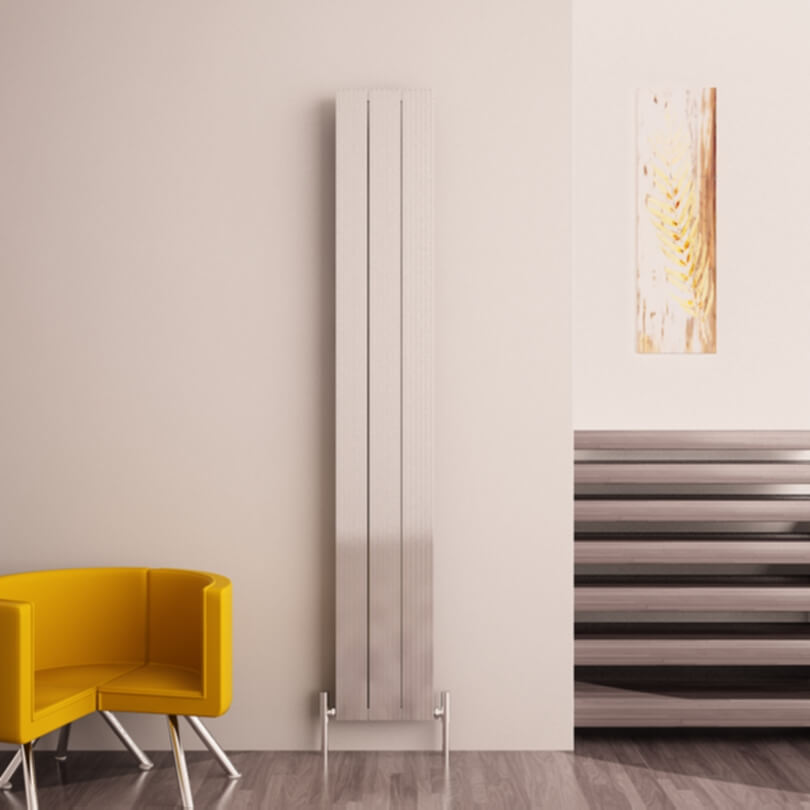 Carisa Monza Vertikaler Aluminium-Heizkörper, modernes Design, poliert, eloxiert