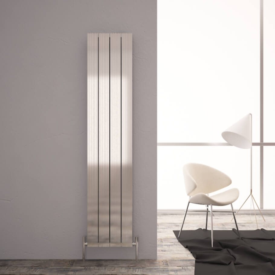 Carisa Monza Vertikaler Aluminium-Heizkörper, modernes Design, poliert, eloxiert