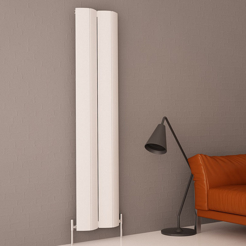 Carisa Nixie Vertikaler Aluminium-Heizkörper, modernes Design, Weiß