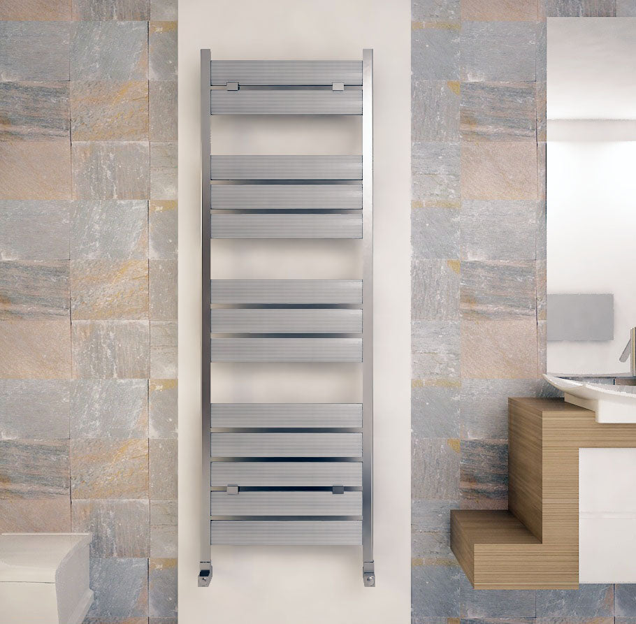 Carisa Soho Handtuchwärmer aus poliertem, eloxiertem, modernem Design aus Aluminium