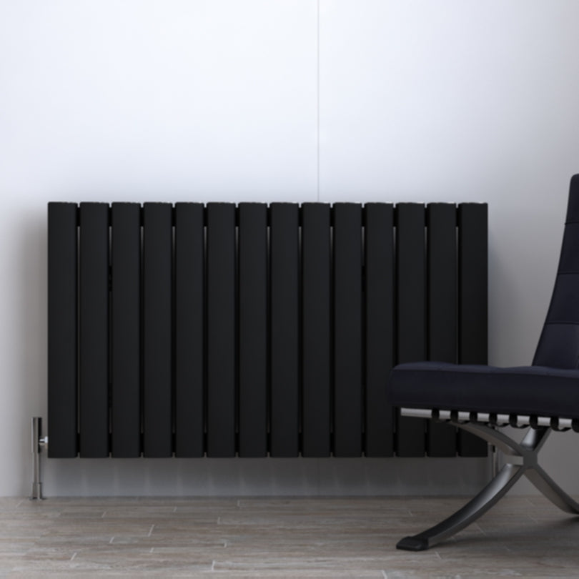 Carisa Vesta Horizontaler Aluminium-Heizkörper, modernes Design, Schwarz