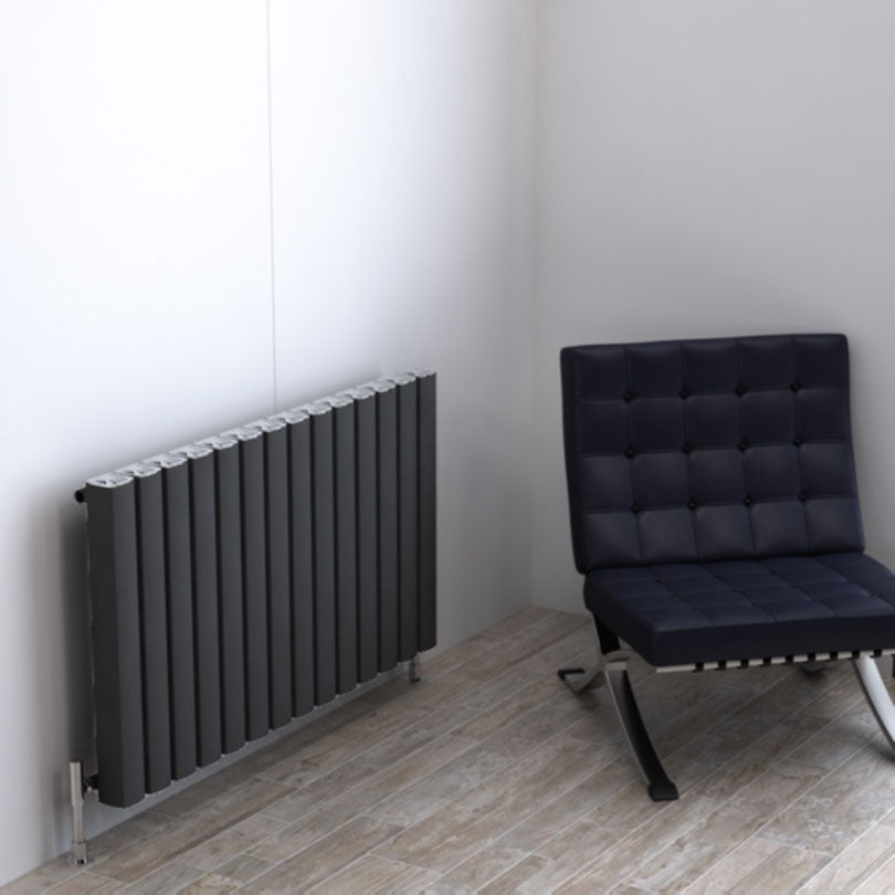Carisa Vesta Horizontaler Aluminium-Heizkörper, modernes Design, dunkelgrau