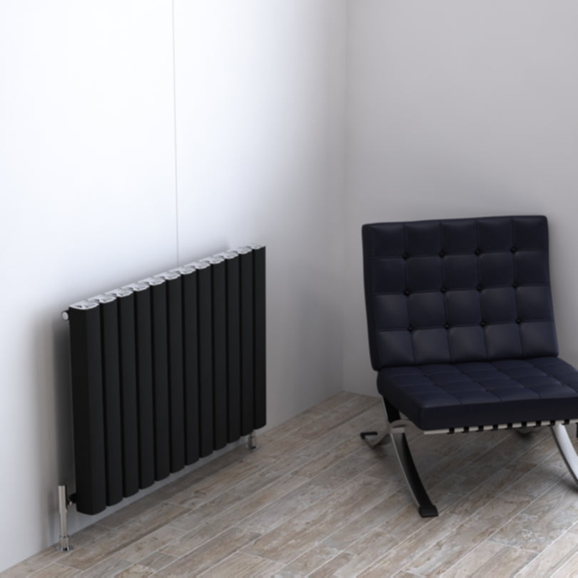 Carisa Vesta Horizontaler Aluminium-Heizkörper, modernes Design, Schwarz