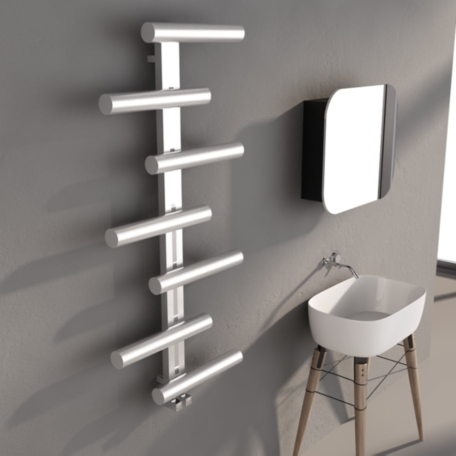 Carisa Vivi Handtuchwärmer aus Edelstahl, modernes Design, satiniert