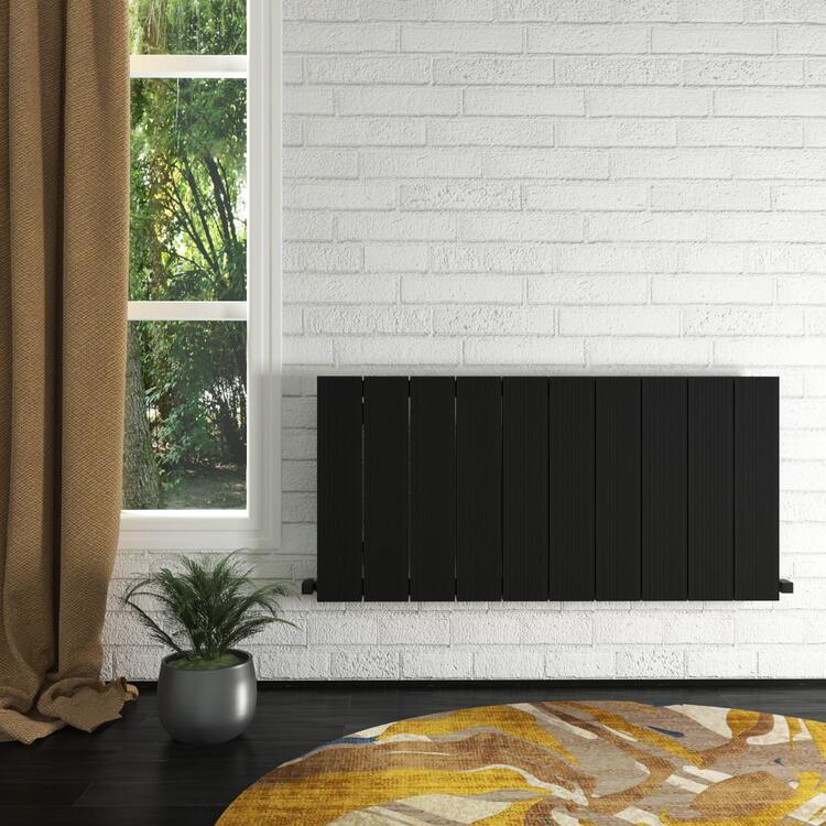 Carisa Elvino Horizontaler Aluminium-Heizkörper, modernes Design, Schwarz