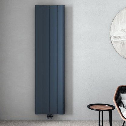 Carisa Curvy Vertikaler Aluminiumheizkörper Modernes Design Anthrazit 