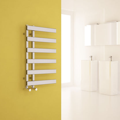 Carisa Floris Handtuchwärmer aus Stahl, modernes Chrom-Design 