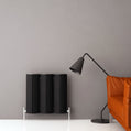 Carisa Nixie Horizontaler Aluminium-Heizkörper, modernes Design, Schwarz 