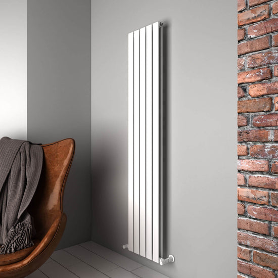 Carisa Plata Vertikaler Aluminium-Heizkörper, modernes Design, Weiß 