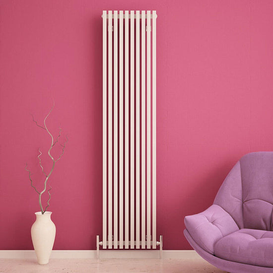 Carisa Sophia Vertikaler Aluminium-Heizkörper, modernes Design, Weiß 