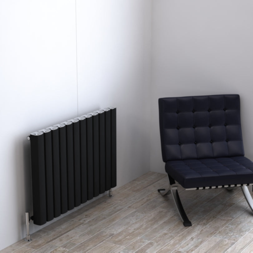 Carisa Vesta Horizontaler Aluminium-Heizkörper, modernes Design, Schwarz 