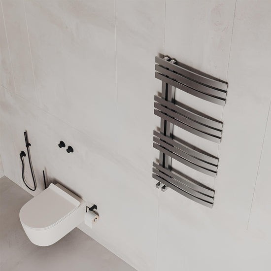 Carisa Adore Handtuchwärmer aus Edelstahl, modernes Design, satiniert 